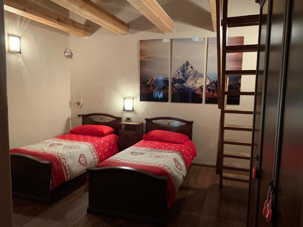 Aymavilles La Maison De Deni מראה חיצוני תמונה